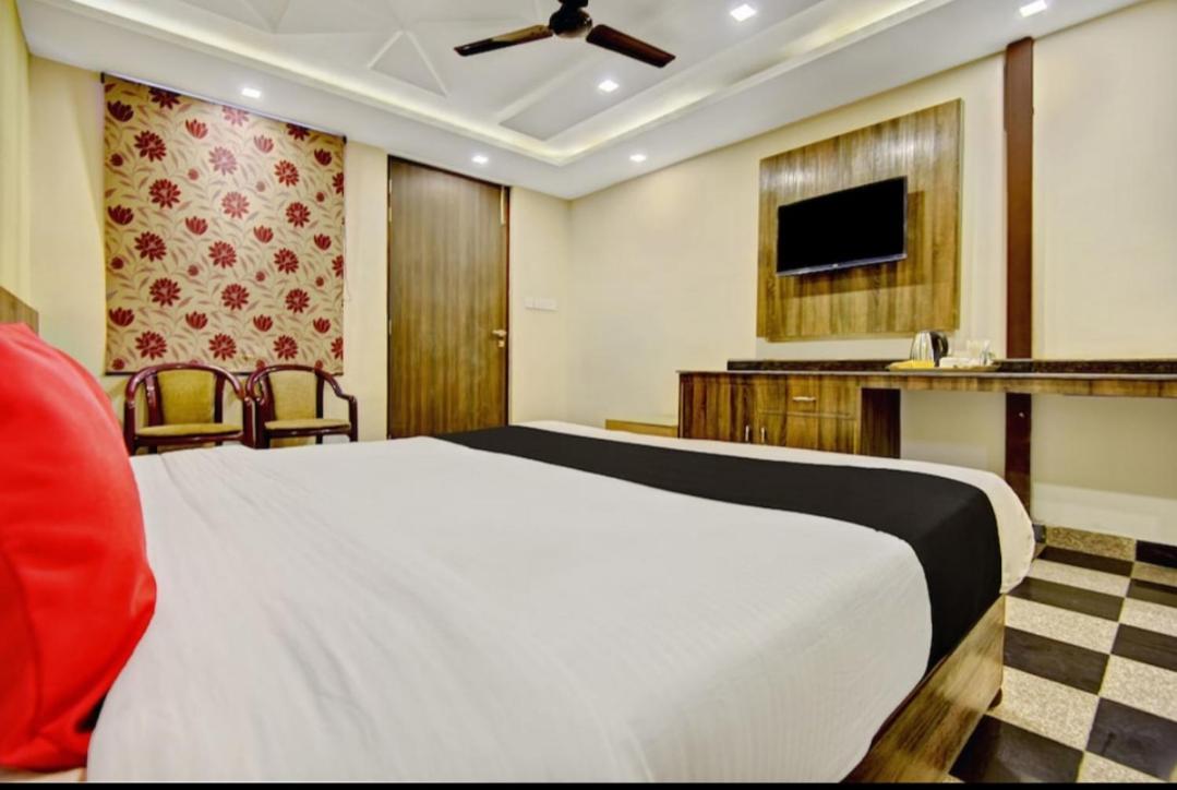 Citi Club Hotel Kanpur Exterior photo